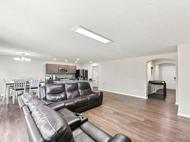 2726 Leonardo Way, Middletown, OH 45005 Photo 8