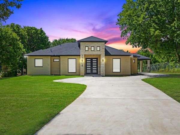1708 Dowdy Ferry Road , Hutchins, TX 75141
