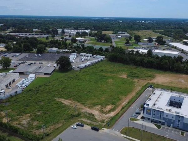 Richards Road , North Little Rock, AR 72117