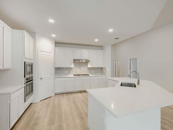 137 Switch Bud DR, Buda, TX 78610