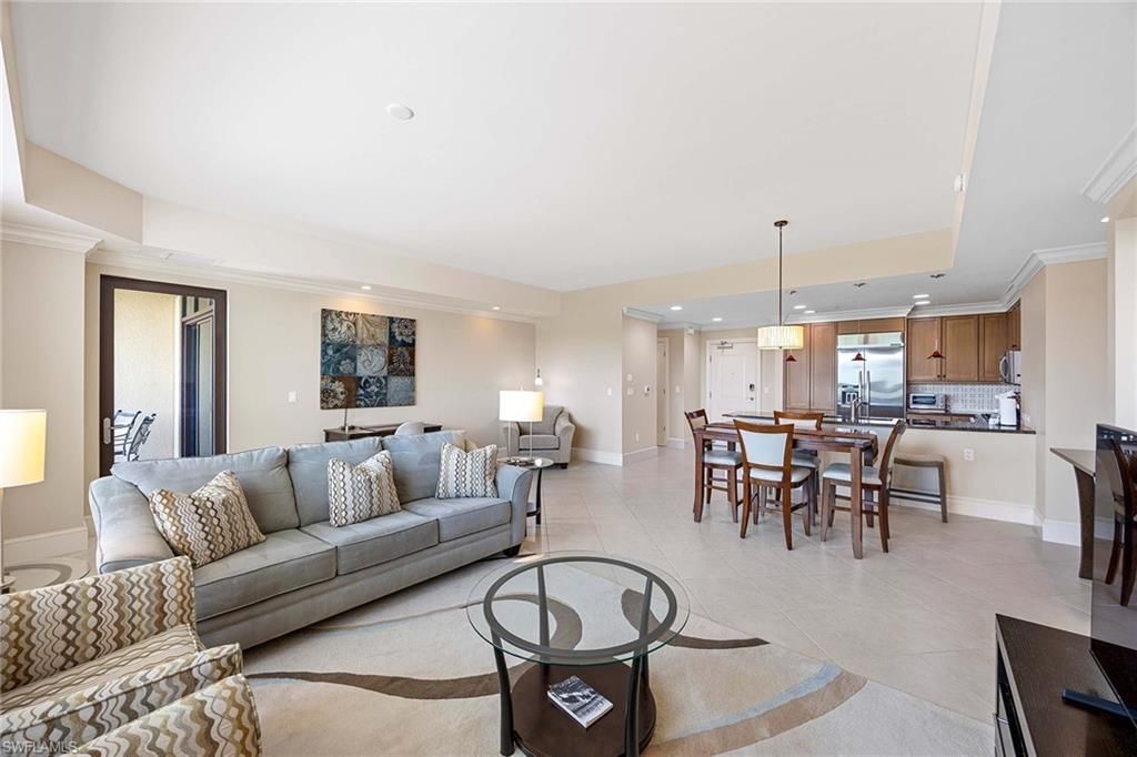 9115 Strada Pl , Unit 5213, Naples, FL 34108 Photo