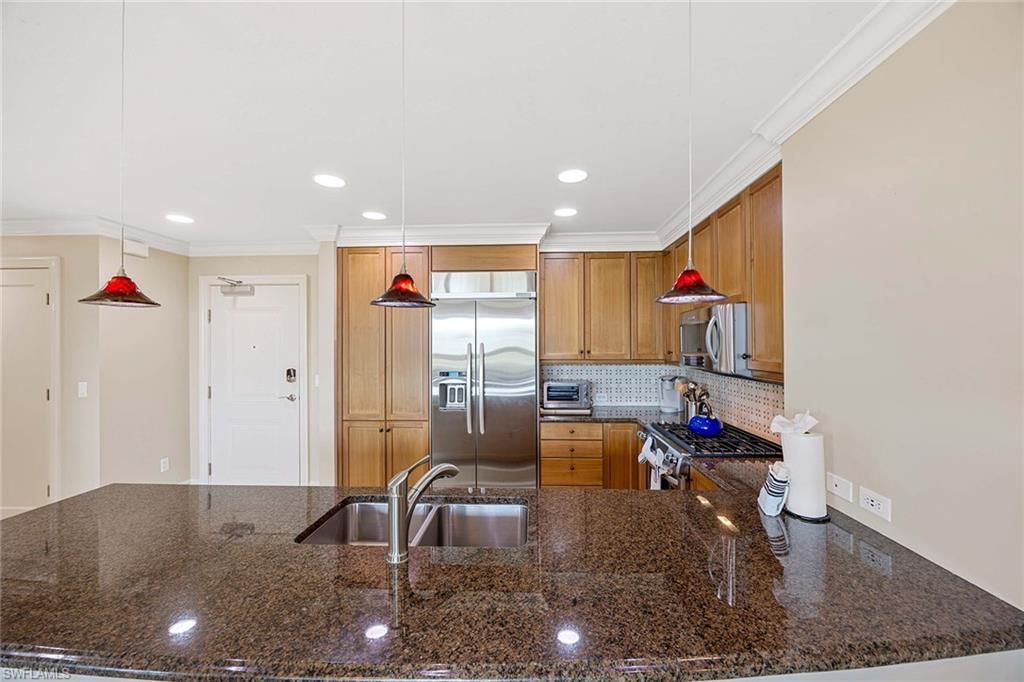 9115 Strada Pl , Unit 5213, Naples, FL 34108 Photo