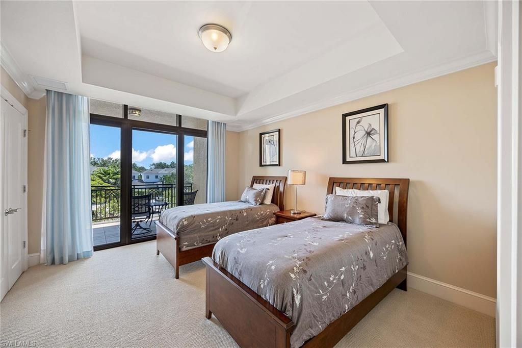 9115 Strada Pl , Unit 5213, Naples, FL 34108 Photo