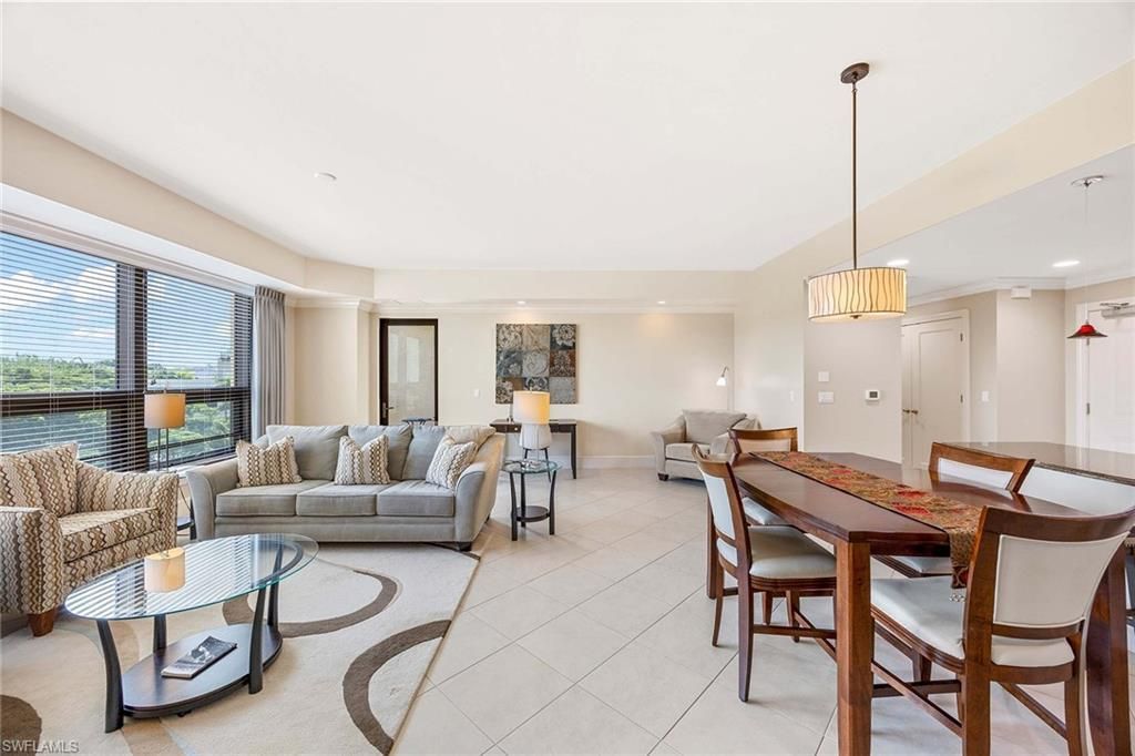 9115 Strada Pl , Unit 5213, Naples, FL 34108 Photo