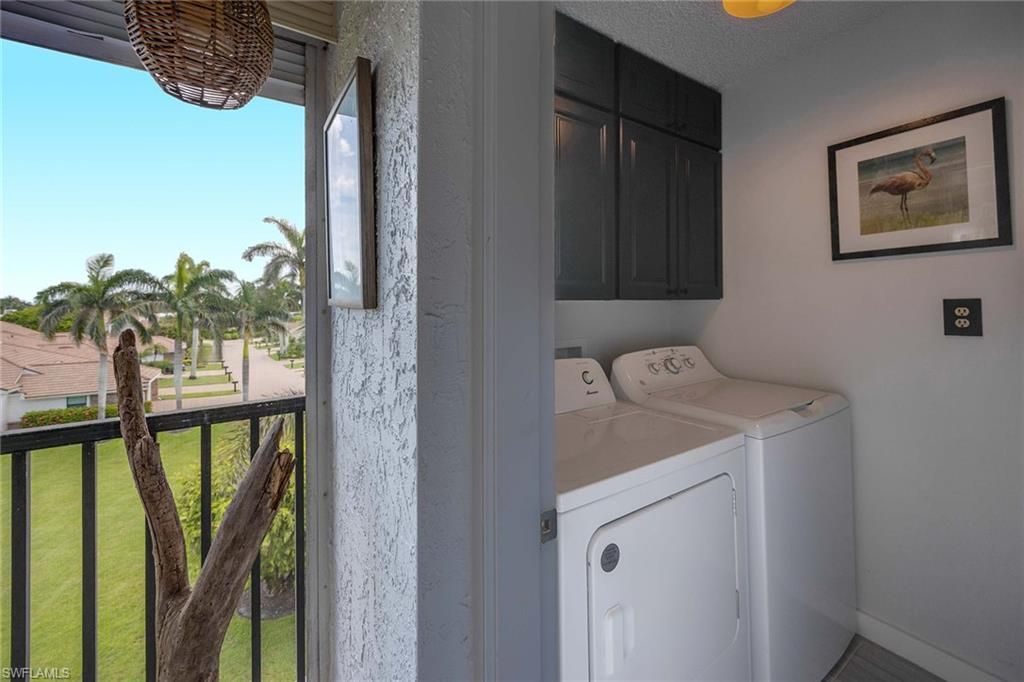 555 Park Shore Dr , Unit B408, Naples, FL 34103 Photo