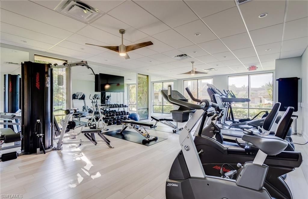 555 Park Shore Dr , Unit B408, Naples, FL 34103 Photo