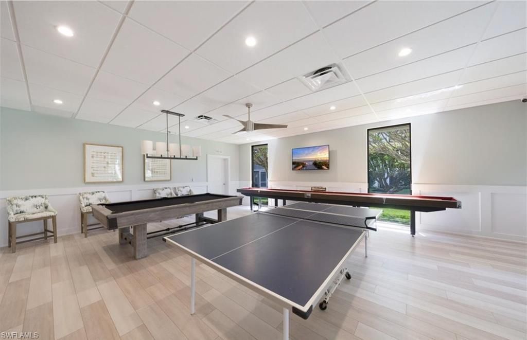 555 Park Shore Dr , Unit B408, Naples, FL 34103 Photo