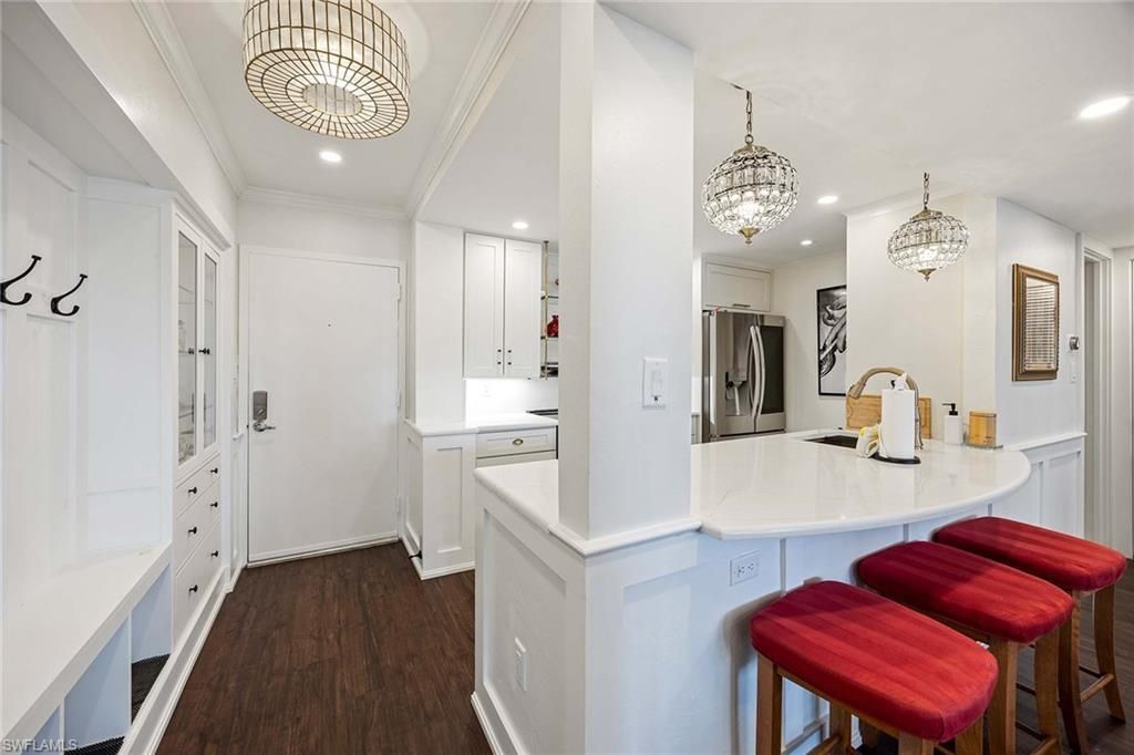 555 Park Shore Dr , Unit B408, Naples, FL 34103 Photo