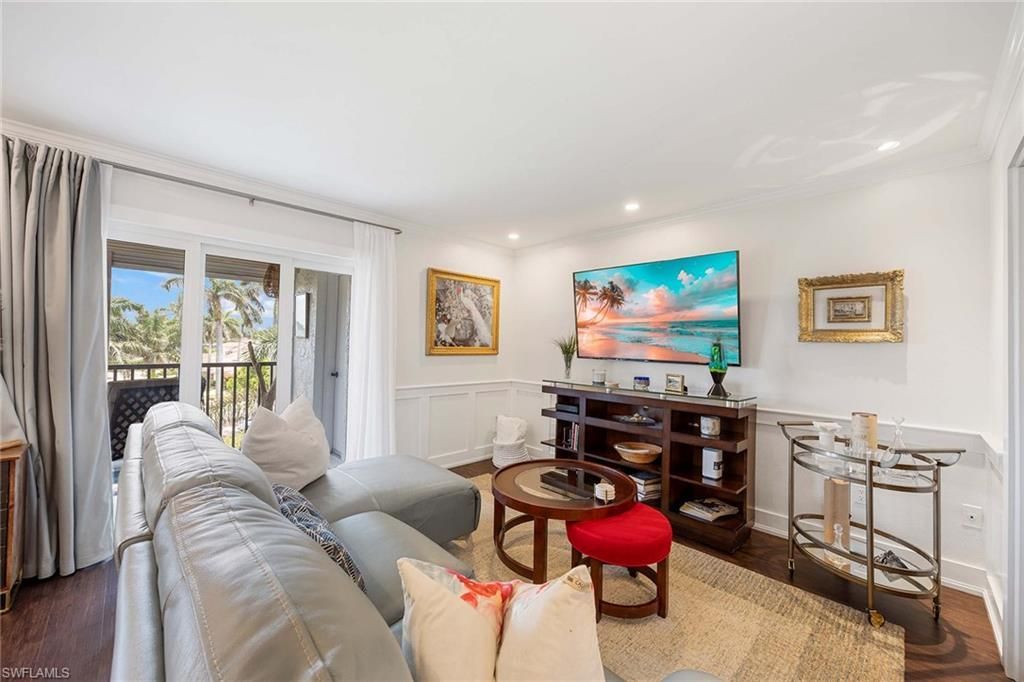 555 Park Shore Dr , Unit B408, Naples, FL 34103 Photo