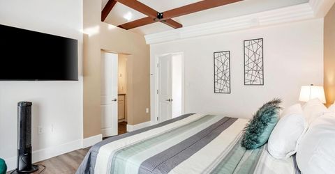303 W St, Sacramento, CA 95818 Photo