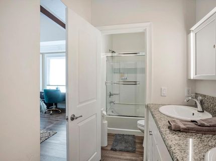 303 W St, Sacramento, CA 95818 Photo