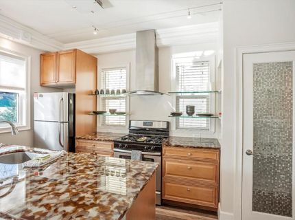 303 W St, Sacramento, CA 95818 Photo