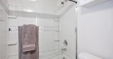 303 W St, Sacramento, CA 95818 Photo