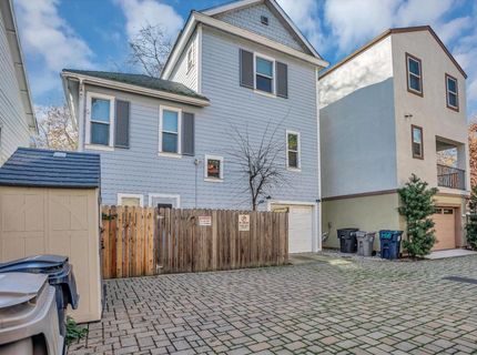303 W St, Sacramento, CA 95818 Photo