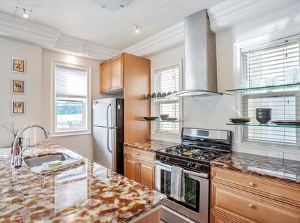 303 W St, Sacramento, CA 95818 Photo