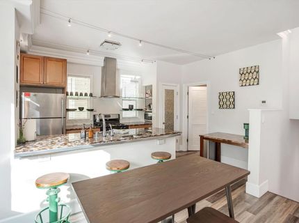 303 W St, Sacramento, CA 95818 Photo