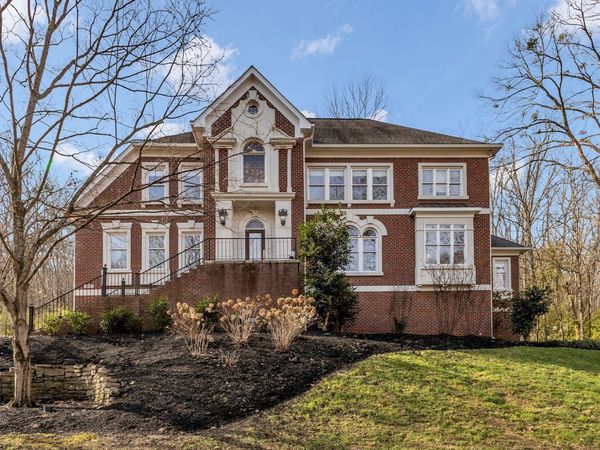 553 Grand Oaks Dr , Brentwood, TN 37027