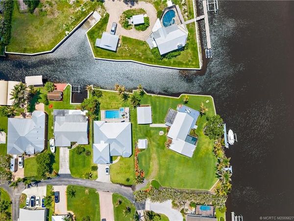 715 SW Rustic Circle, Stuart, FL 34997