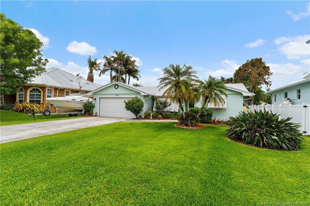 715 SW Rustic Circle , Stuart, FL 34997 Photo