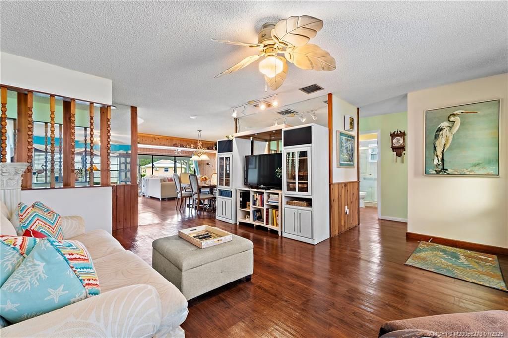 715 SW Rustic Circle , Stuart, FL 34997 Photo