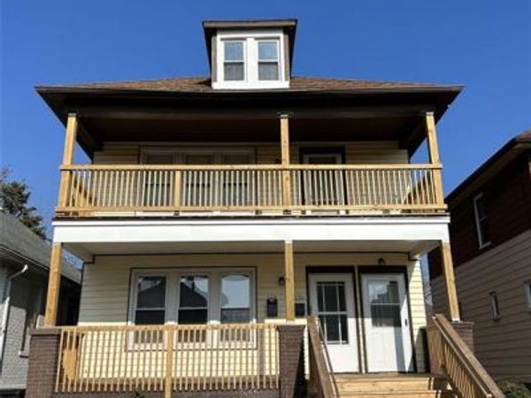 170 Bondie Street , Wyandotte, MI 48192