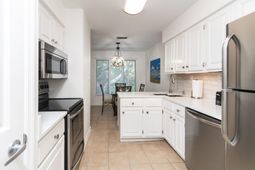 5504 Green Dolphin Way photo 4