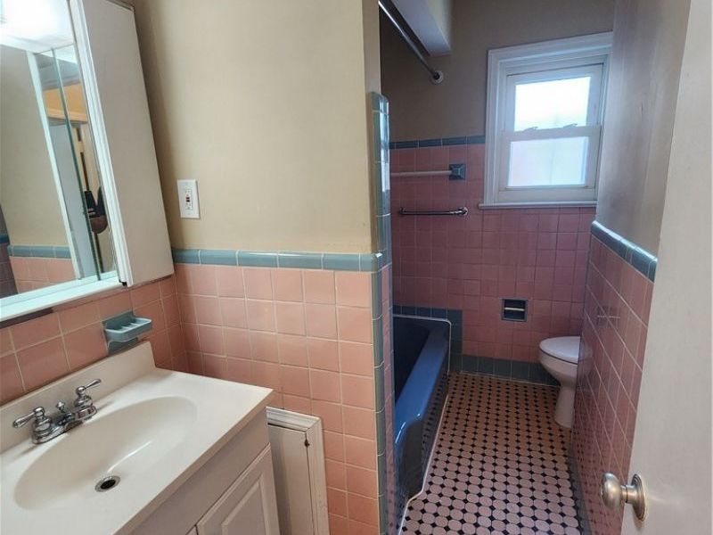 1335 Washington Boulevard, Mayfield Heights, OH 44124 Photo 8