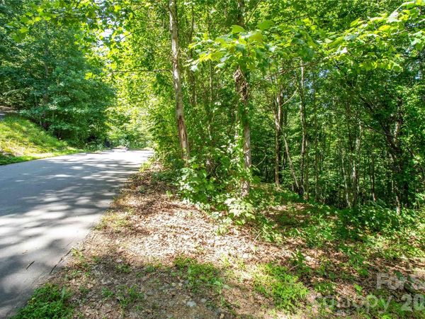 71 Timberwood Drive, Asheville, NC 28806
