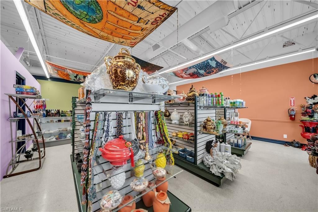 710 Pondella Rd, Unit 6&7, North Fort Myers, FL 33903 Photo