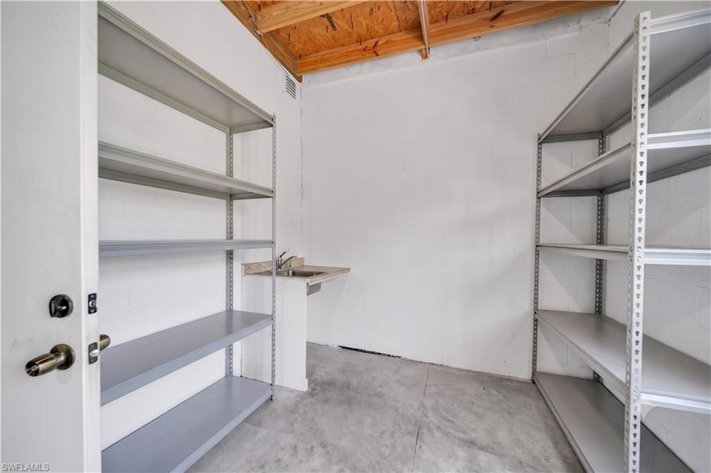 710 Pondella Rd, Unit 6&7, North Fort Myers, FL 33903 Photo