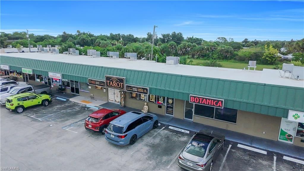710 Pondella Rd, Unit 6&7, North Fort Myers, FL 33903 Photo