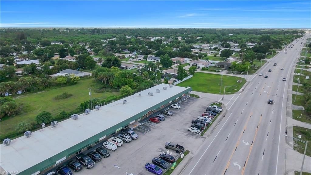 710 Pondella Rd, Unit 6&7, North Fort Myers, FL 33903 Photo