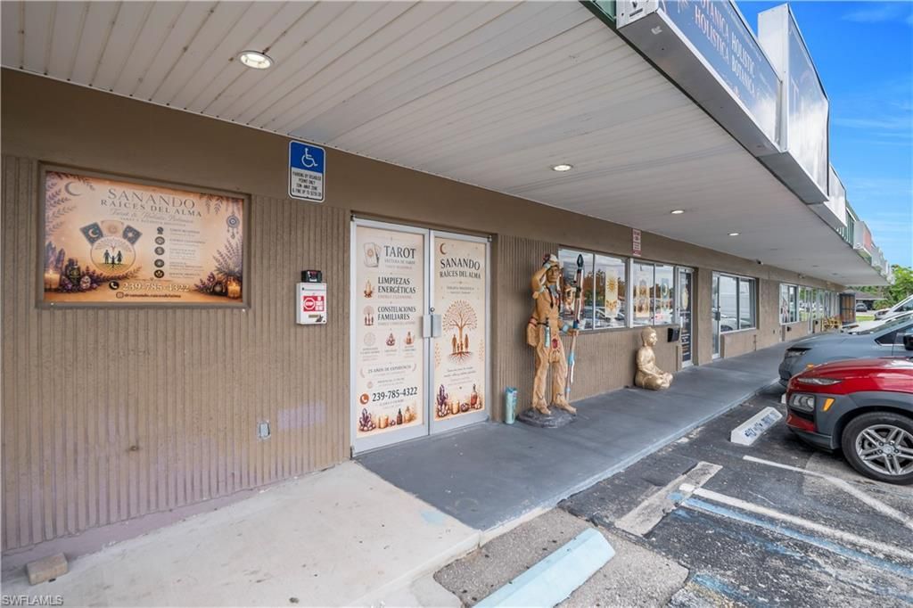 710 Pondella Rd, Unit 6&7, North Fort Myers, FL 33903 Photo
