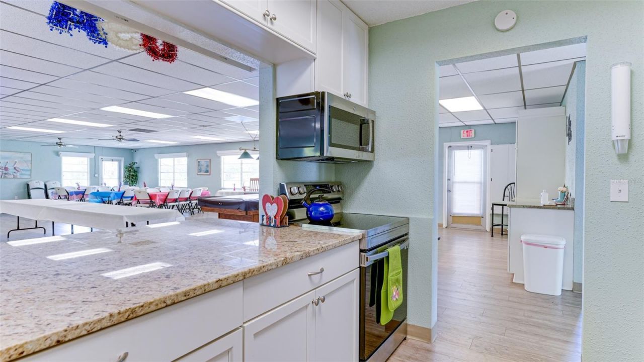 3276 Lake Bayshore Drive N, Unit O-517, Bradenton, FL 34205 Photo