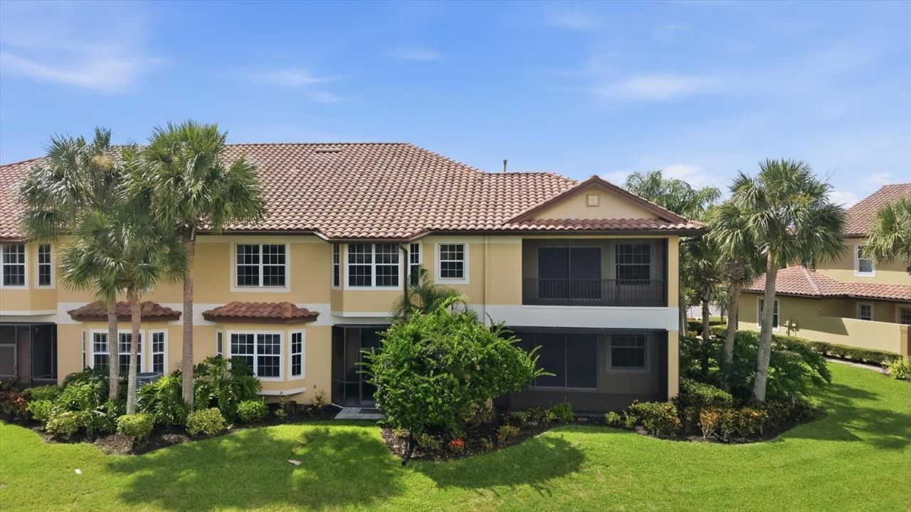 8434 Miramar Way, Lakewood Ranch, FL 34202 Photo
