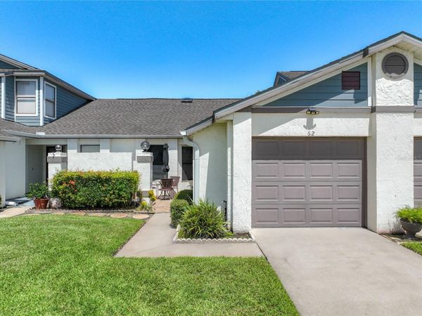 62 LAKEPOINTE CIRCLE , KISSIMMEE, FL 34743