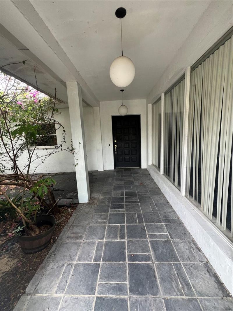 425 Craig Drive, Tarpon Springs, FL 34689 Photo