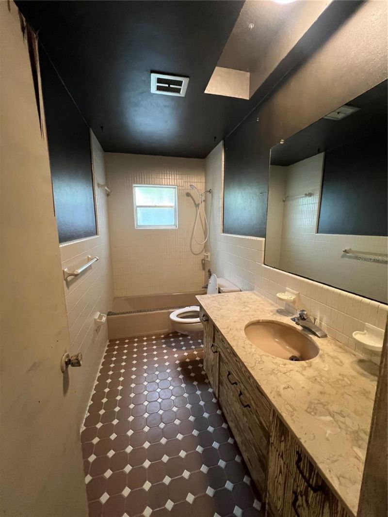 425 Craig Drive, Tarpon Springs, FL 34689 Photo
