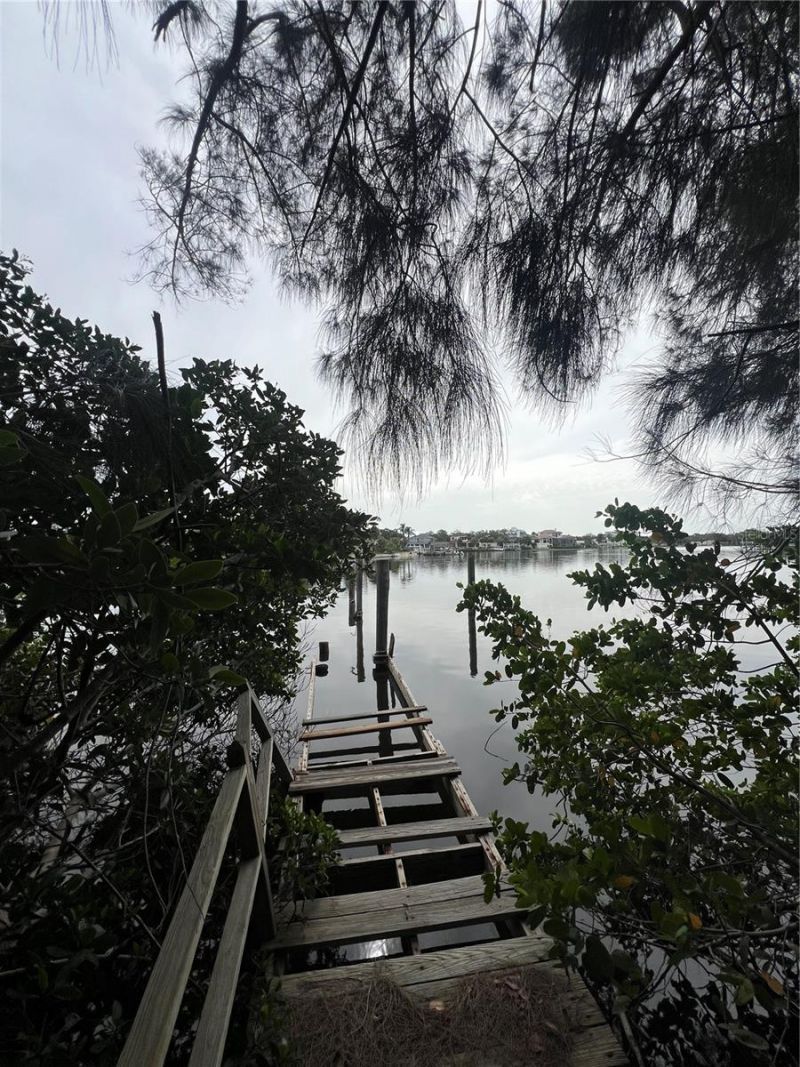 425 Craig Drive, Tarpon Springs, FL 34689 Photo