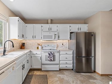 15309 Wirt Street, Omaha, NE 68116