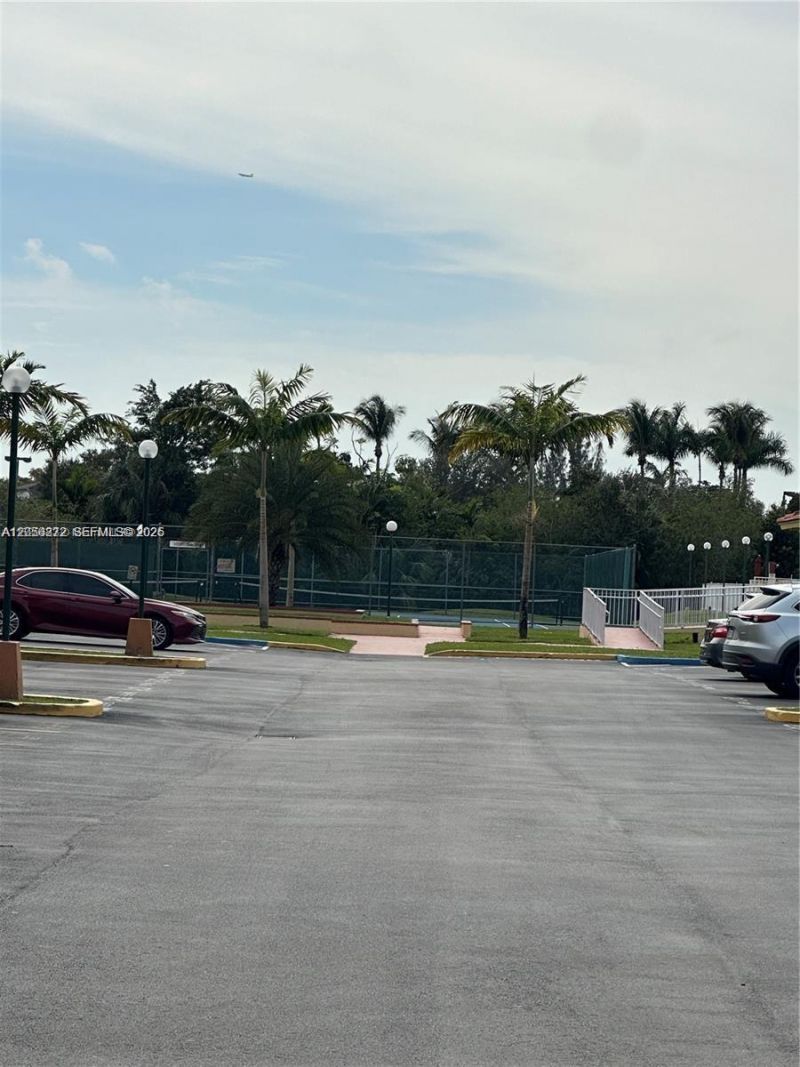 6970 NW 186th St , Unit 3-502, Hialeah, FL 33015 Photo