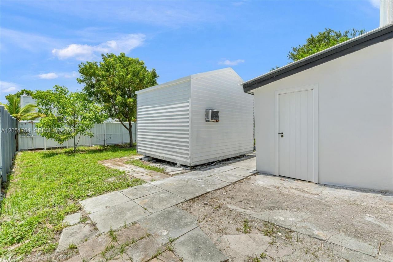 5364 NW 29th Ave , Miami, FL 33142 Photo