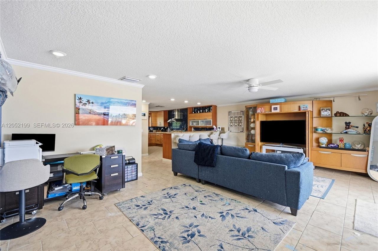 801 Palm Trl, Unit 10, Delray Beach, FL 33483 Photo