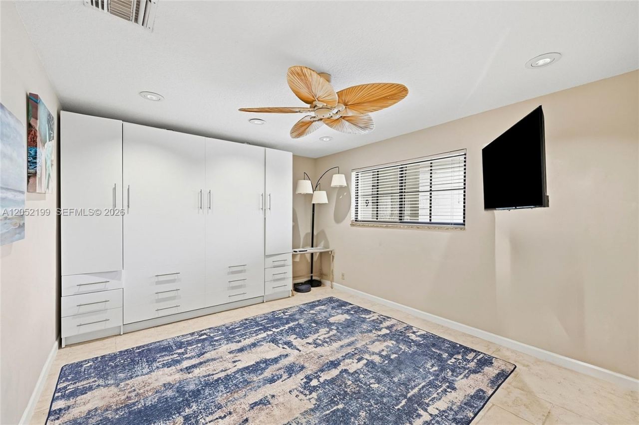 801 Palm Trl, Unit 10, Delray Beach, FL 33483 Photo