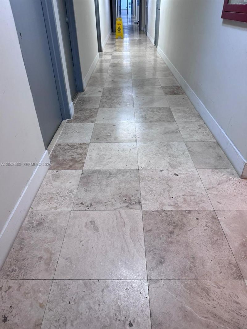7545 E Treasure Dr, Unit 8J, North Bay Village, FL 33141 Photo