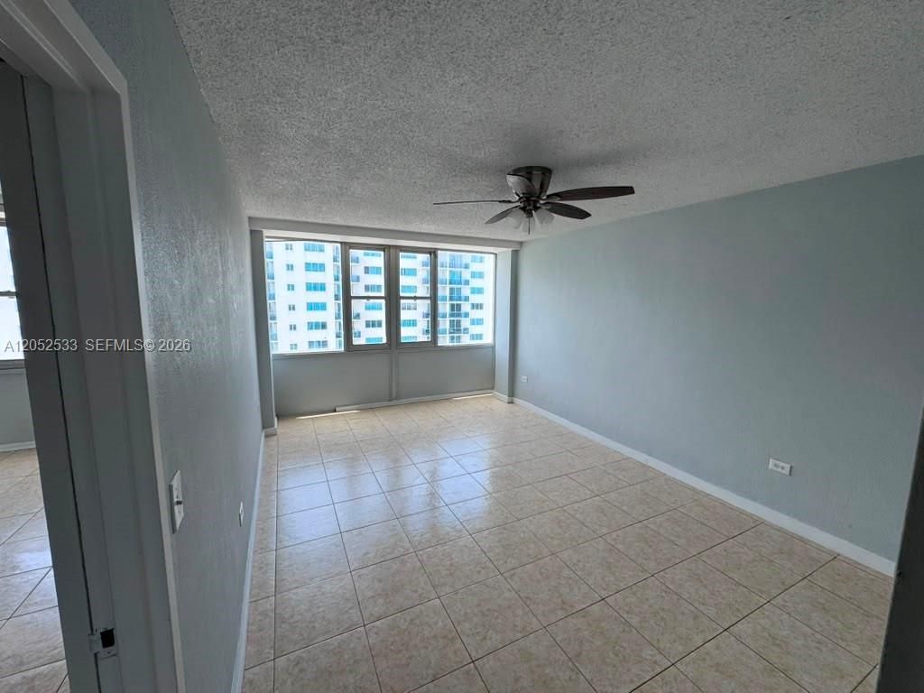7545 E Treasure Dr, Unit 8J, North Bay Village, FL 33141 Photo