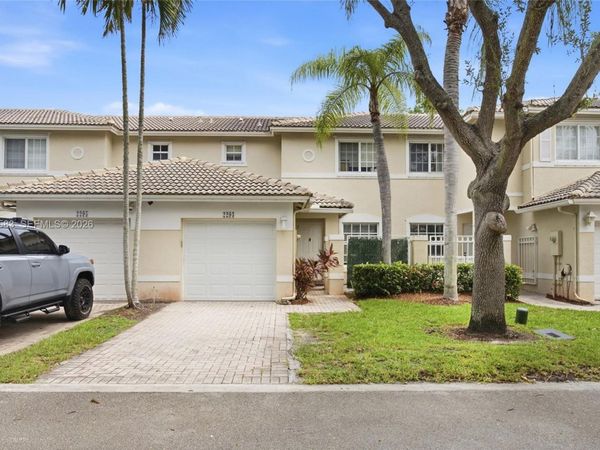 2293 NW 170th Ave , Unit 2293, Pembroke Pines, FL 33028