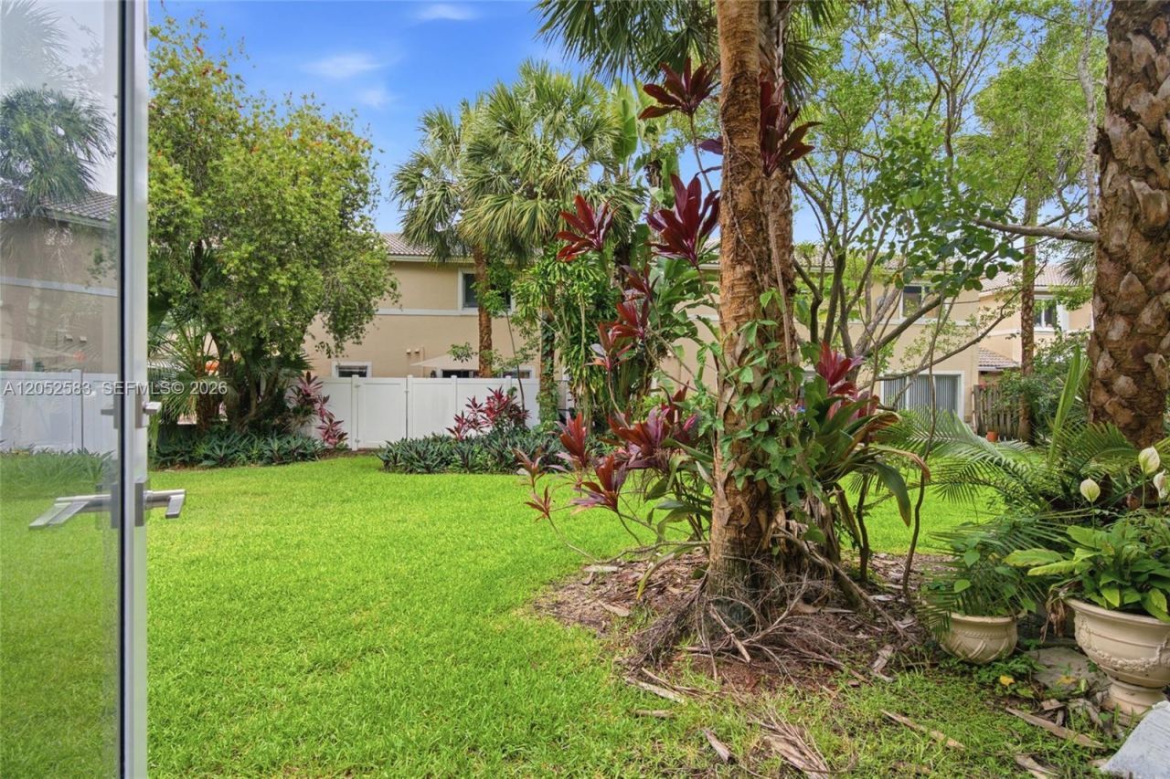2293 NW 170th Ave , Unit 2293, Pembroke Pines, FL 33028 Photo