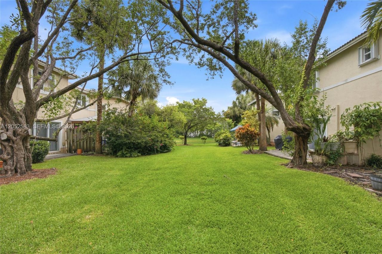 2293 NW 170th Ave , Unit 2293, Pembroke Pines, FL 33028 Photo