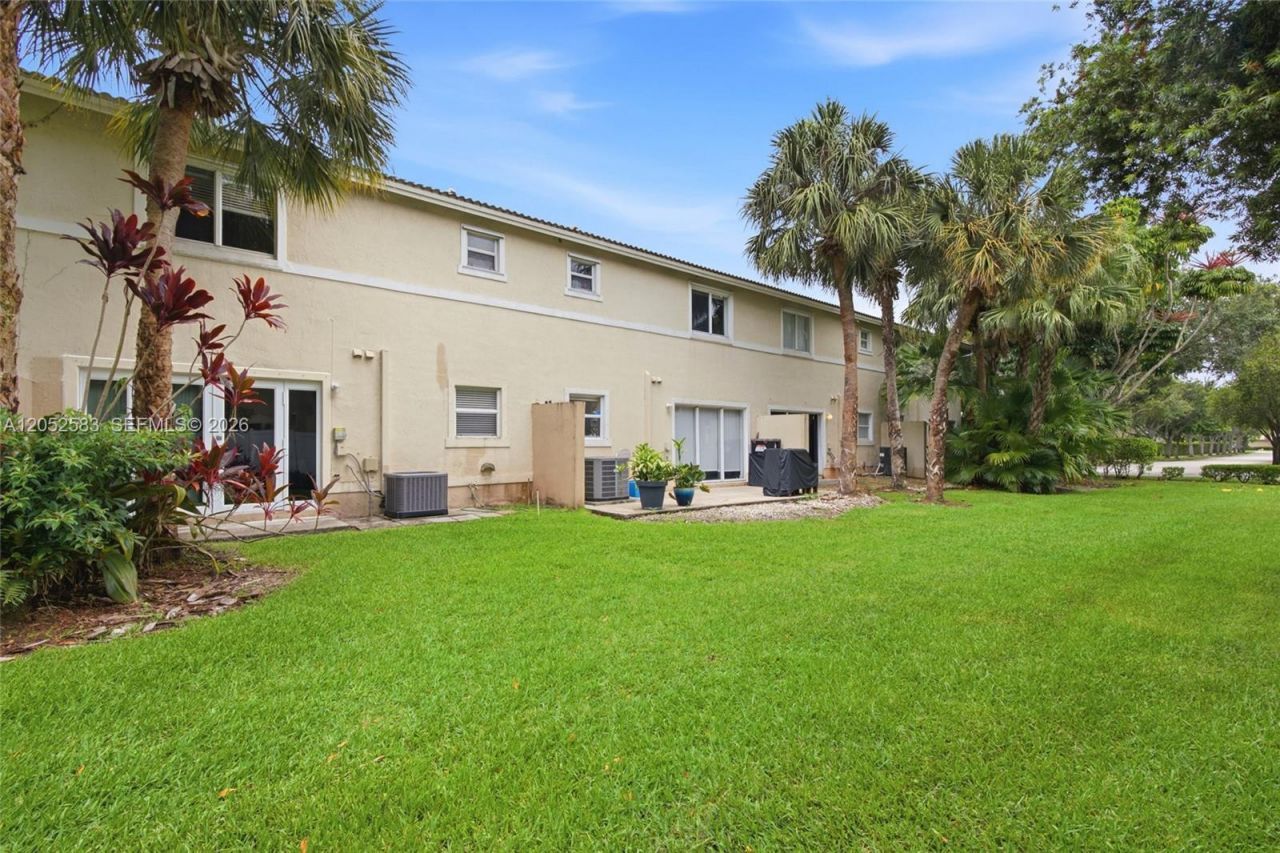 2293 NW 170th Ave , Unit 2293, Pembroke Pines, FL 33028 Photo